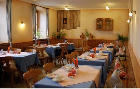 Traditionsgasthof Gruener Baum Bad Staffelstein Exterior foto